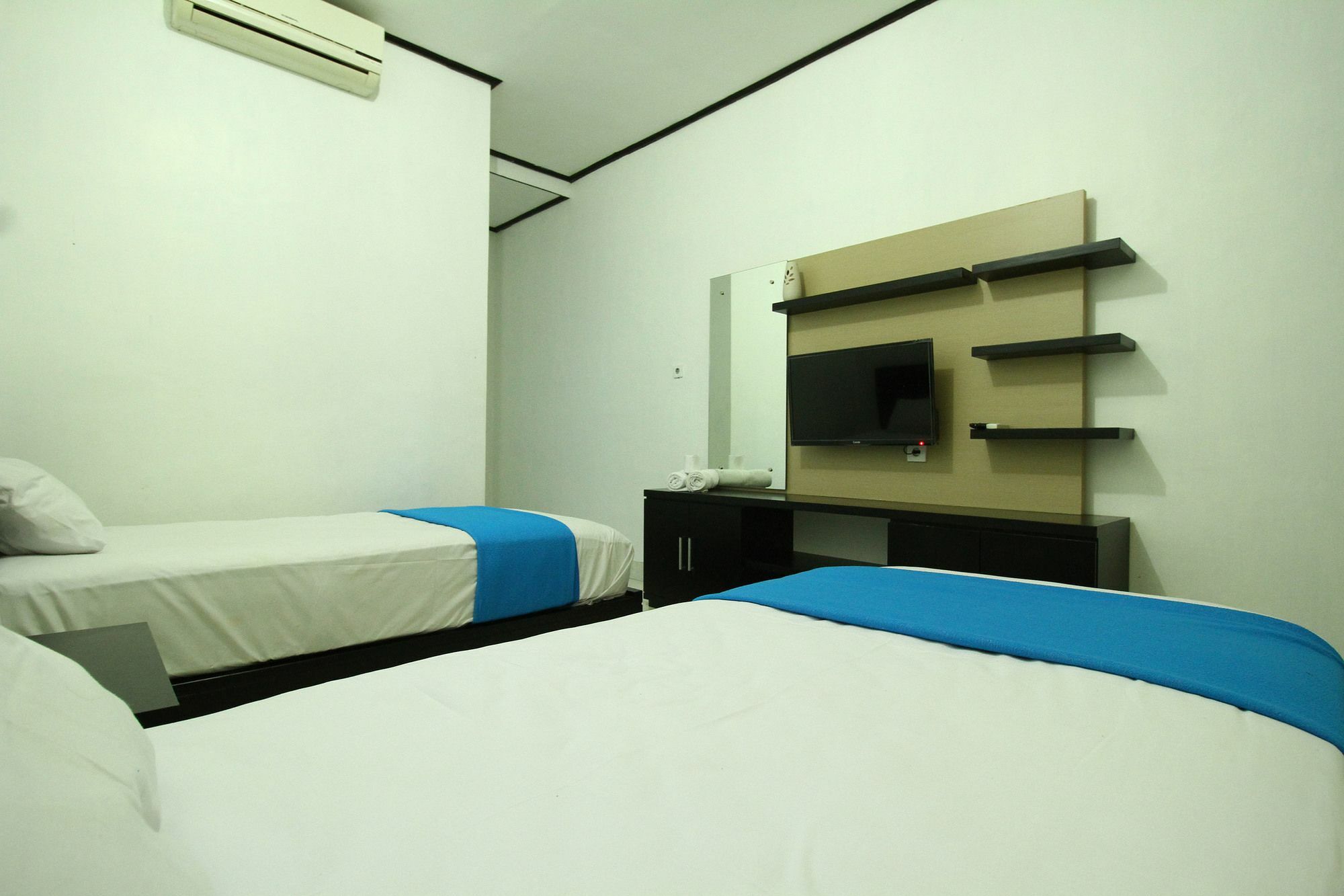 Dua Dara Inn Kuta レギャン エクステリア 写真
