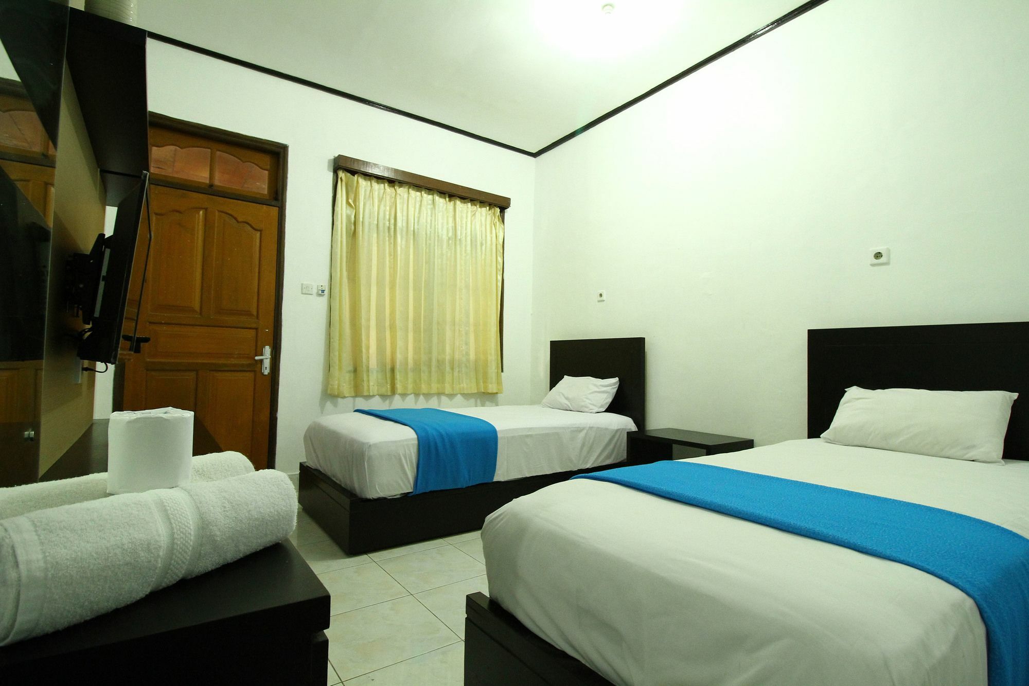 Dua Dara Inn Kuta レギャン エクステリア 写真