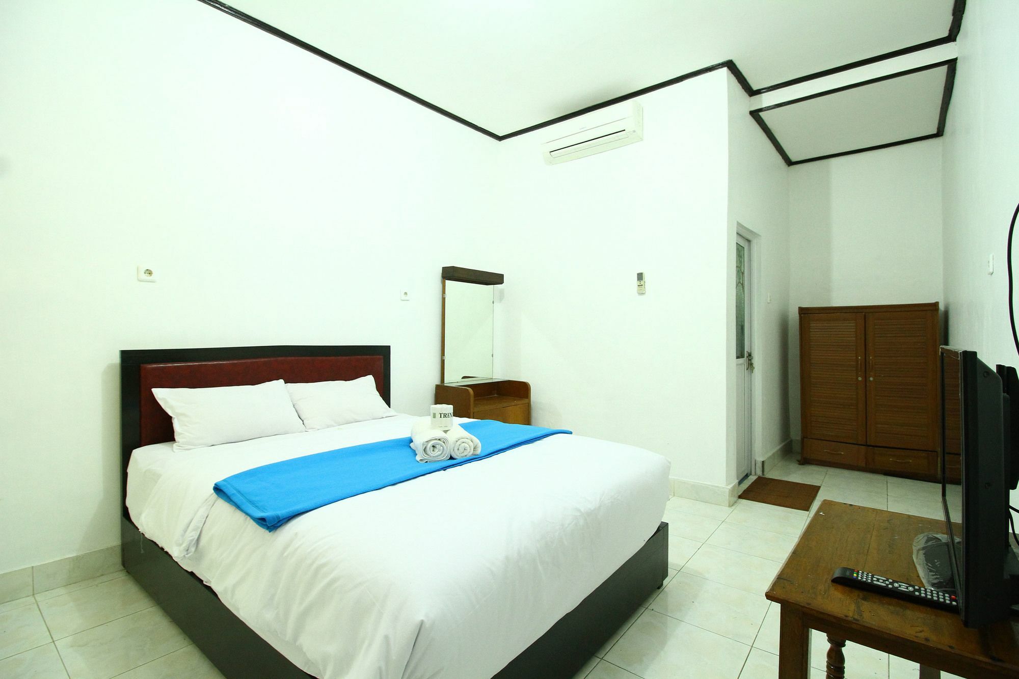 Dua Dara Inn Kuta レギャン エクステリア 写真
