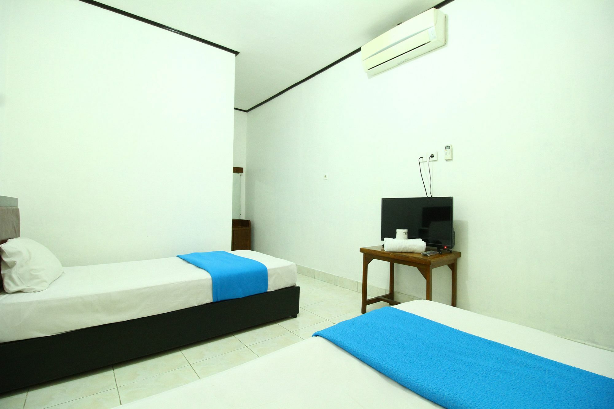 Dua Dara Inn Kuta レギャン エクステリア 写真